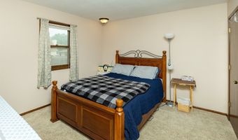 2209 8th Street Ct SW, Altoona, IA 50009
