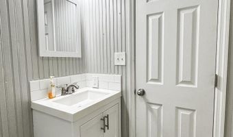 44 TWIN OAKS Dr, Anniston, AL 36207