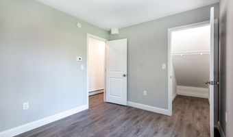 1 Estes Dr, Standish, ME 04085
