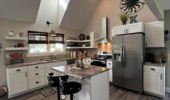 2064 Mace Dr, Albany, OH 45710