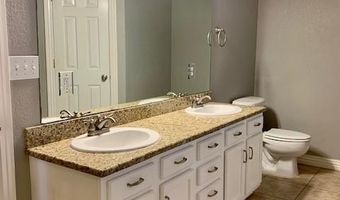 3902 SW Greyhawk Dr, Bentonville, AR 72713