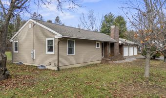 10 Penley St E, Augusta, ME 04330