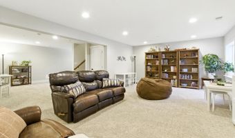 9206 FERNWOOD Rd, Bethesda, MD 20817
