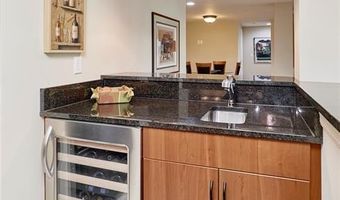 259 Meadowbrook Country Club Est, Ballwin, MO 63011