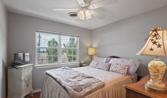 709 N 2nd St, Alpine, TX 79830