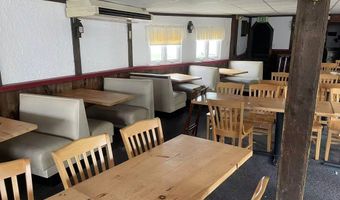 517 Main St, Barnstable, MA 02601