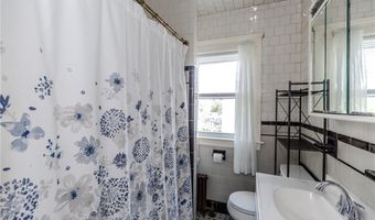 71 Clarence St, Cranston, RI 02910