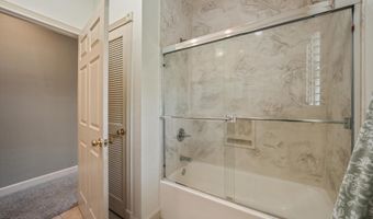 963 Southwick Dr, Alcoa, TN 37701
