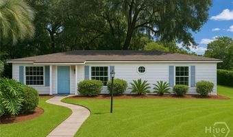 4 Brookview Dr, Savannah, GA 31406