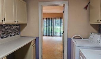 2431 Woodland Cir, Atlanta, GA 30344