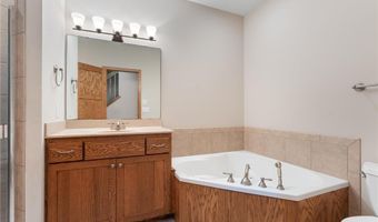 2535 Superior Ln NW, Rochester, MN 55901
