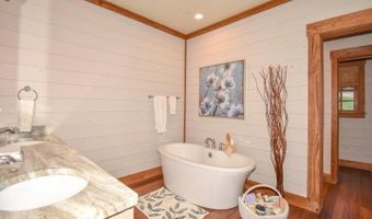 1329 North Rdg, Alexander City, AL 35010