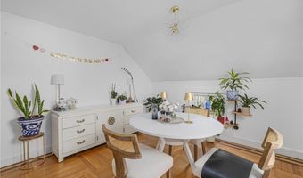 599 E Main Rd, Middletown, RI 02842