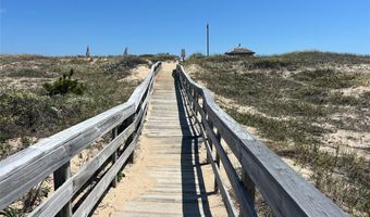 2136 Montauk 120, Amagansett, NY 11930