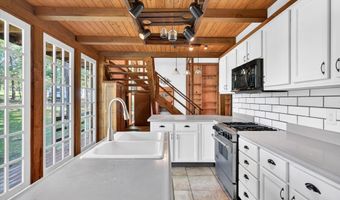 19860 Lawrence 2230, Aurora, MO 65605