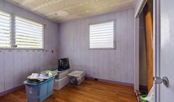 45-316 Nakuluai St, Kaneohe, HI 96744