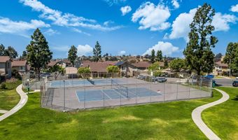 6880 Bear River Row 1, San Diego, CA 92139