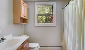 29 Acorn Ave, Auburn, NH 03032