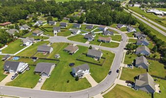 4400 Bristlecone Dr, Ayden, NC 28513