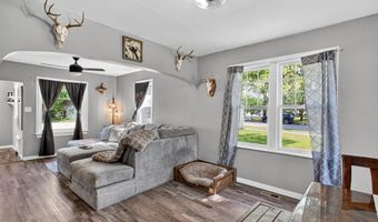 620 8th Ave E, Alexandria, MN 56308