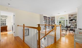 150 Delta Dr, North Kingstown, RI 02874