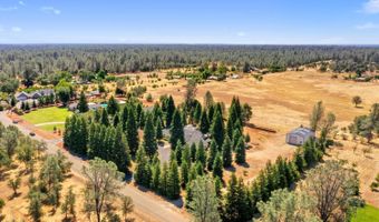 15947 Butterfield Ln, Anderson, CA 96007