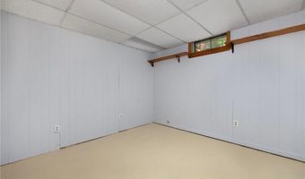 39 Highland Ave, Narragansett, RI 02882