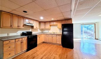 196 Angell Rd 1, Lincoln, RI 02865