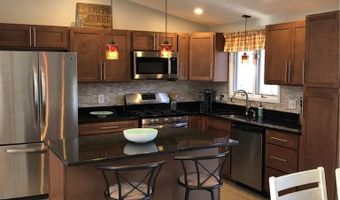 70 Mohawk St, Cumberland, RI 02864