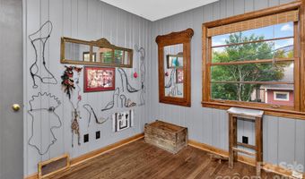 30 Maney Ave, Asheville, NC 28804