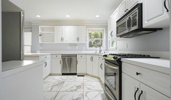 2102 Kendall Close NW, Acworth, GA 30102