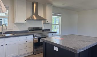 1 Corral Ln #16, Ashland, OR 97520