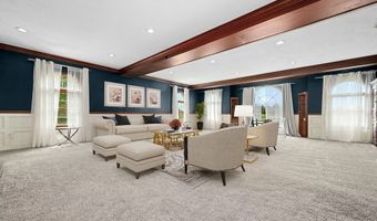 19 Elizabeth Dr, Auburn, MA 01501