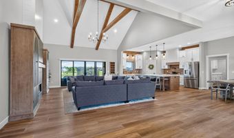 5895 Menza Dr, Auburn, IN 46706