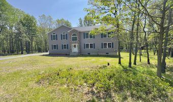 2292 Bismark Rd, Blakeslee, PA 18610