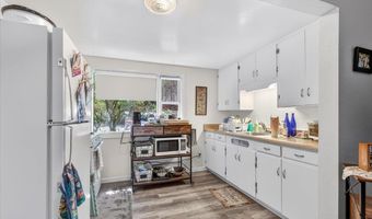 457 C St, Ashland, OR 97520