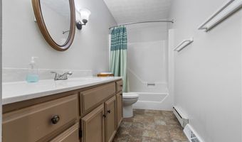12980 Robinwood St NE, Alliance, OH 44601