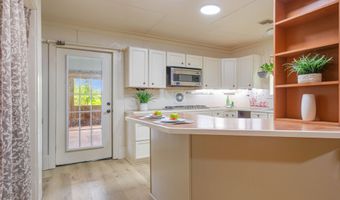38 Hidden Hills Lake Rd, Arnaudville, LA 70512