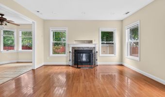 4705 22ND St N, Arlington, VA 22207