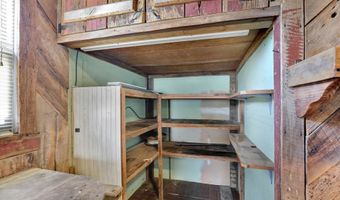 122 Edgewood Dr, Bedford, IN 47421