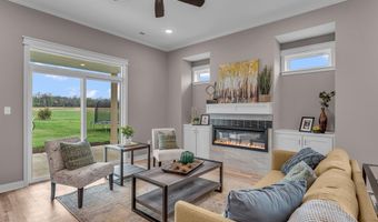 1006 Bluestem Cir, Baldwin City, KS 66006