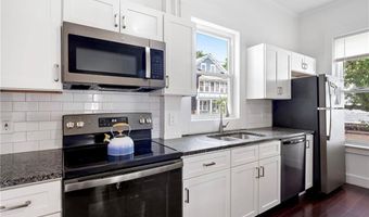 306 Broadway Ave 306-310, Newport, RI 02840