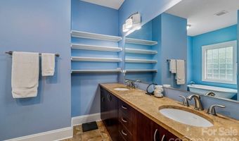 611 E 37th St, Charlotte, NC 28205