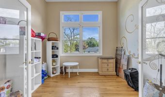 14 Dolan Ave, Aberdeen, NJ 07747