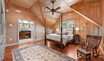 204 HOLLYWOOD St, Bethany Beach, DE 19930