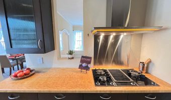 102 W 39TH St 1B, Baltimore, MD 21210