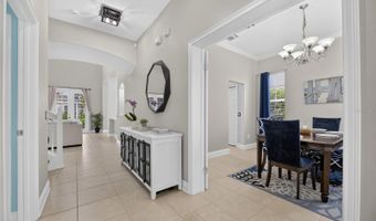 435 MANNS HARBOR Dr, Apollo Beach, FL 33572
