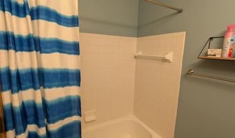 6758 Park Ridge Dr C, Madison, WI 53719