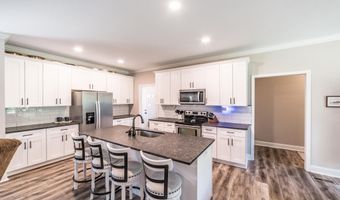619 Crestman Dr, Arab, AL 35016
