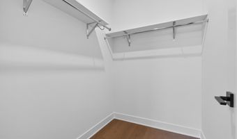 861 N MANCHESTER St, Arlington, VA 22205